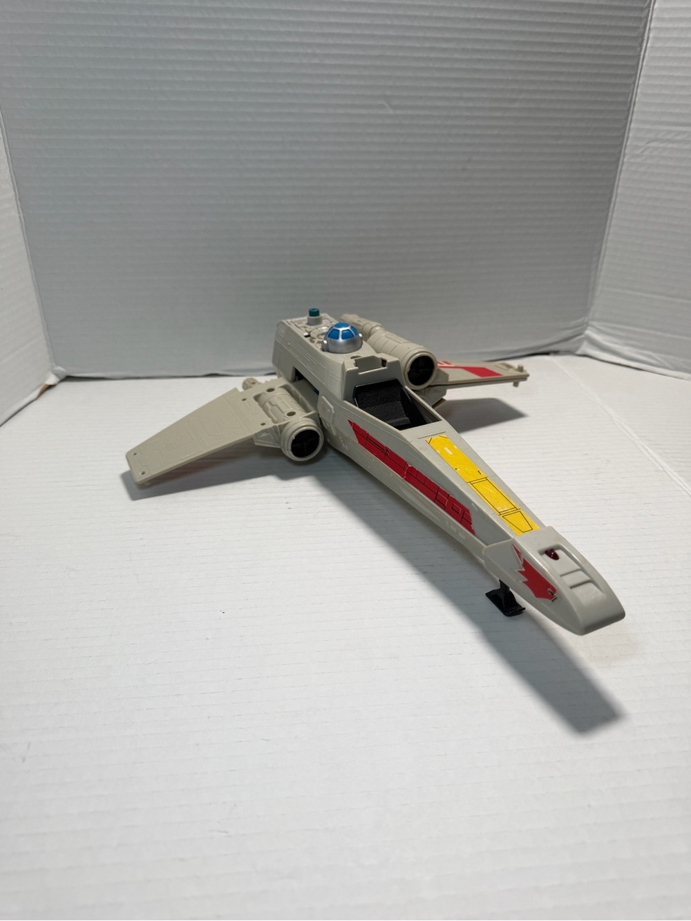 Vintage 1978 General Mills Star Wars X WING Fighter INCOMPLETE SOLD AS IS